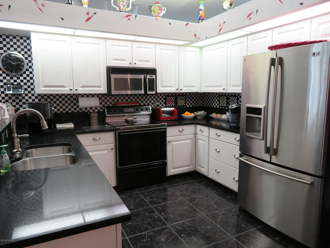 Photo of 1171 LINWOOD Loop