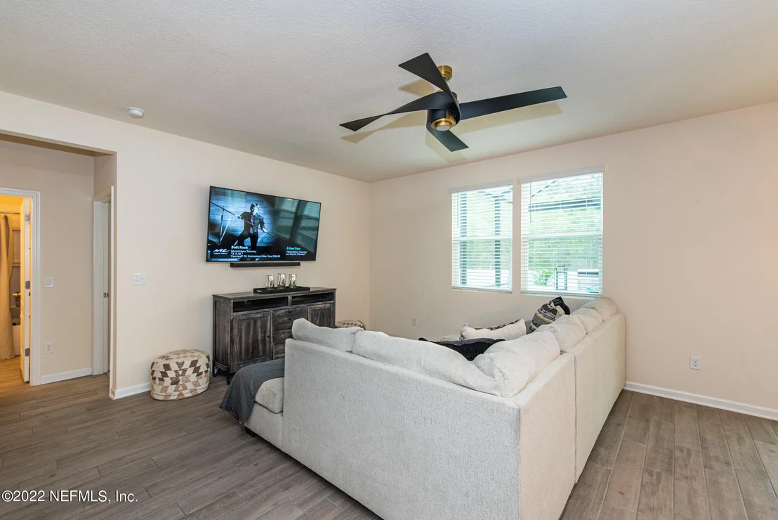 Photo of 237 CHASEWOOD Drive