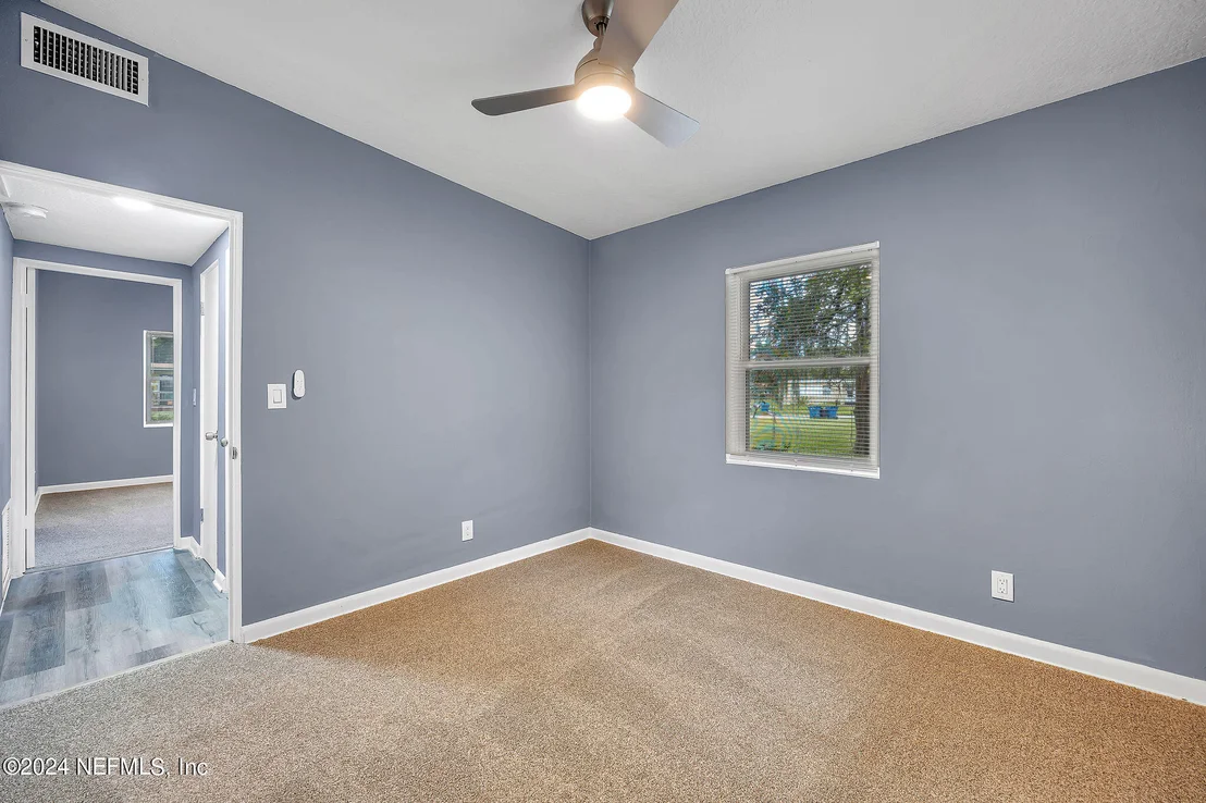 Photo of 2916 LIPPIA Road