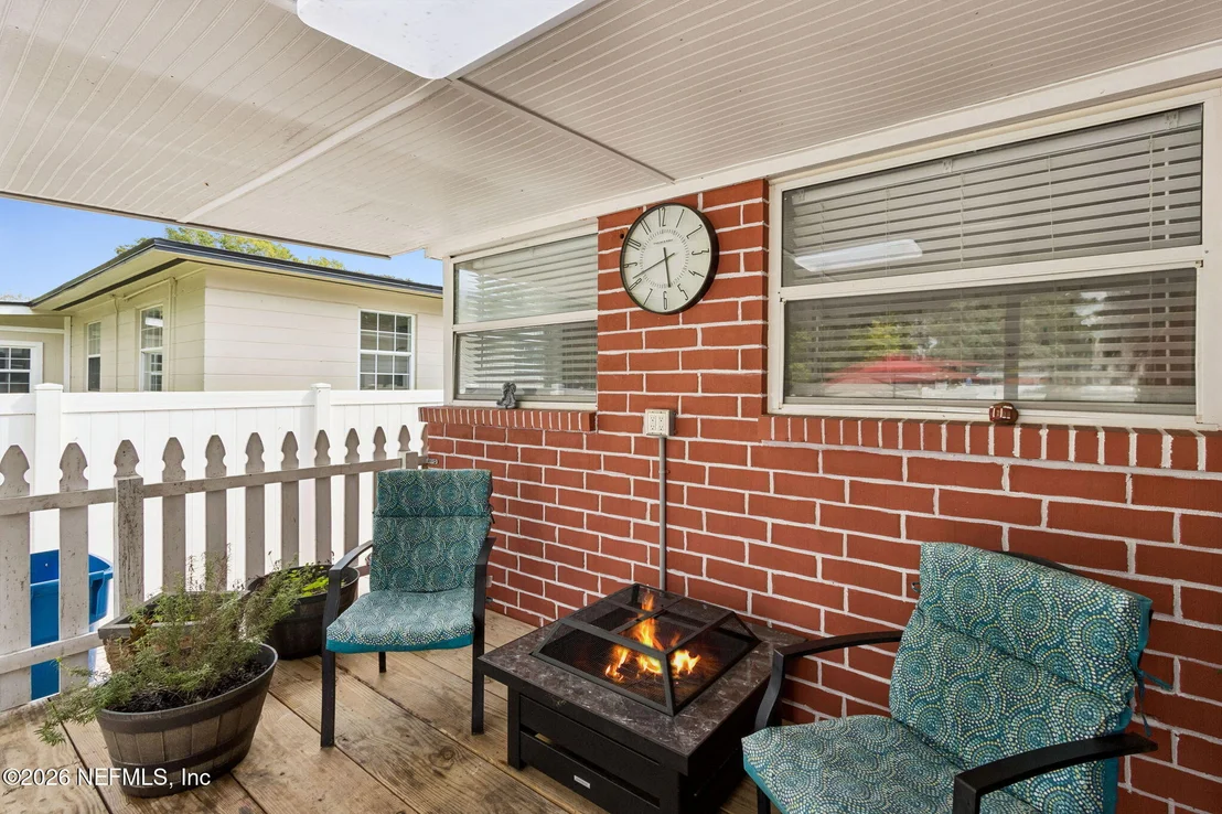 Photo of 2426 LIGUSTRUM Road