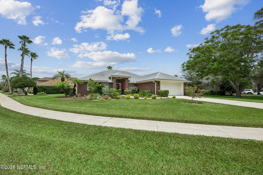 Photo of 3941 DANFORTH Drive W