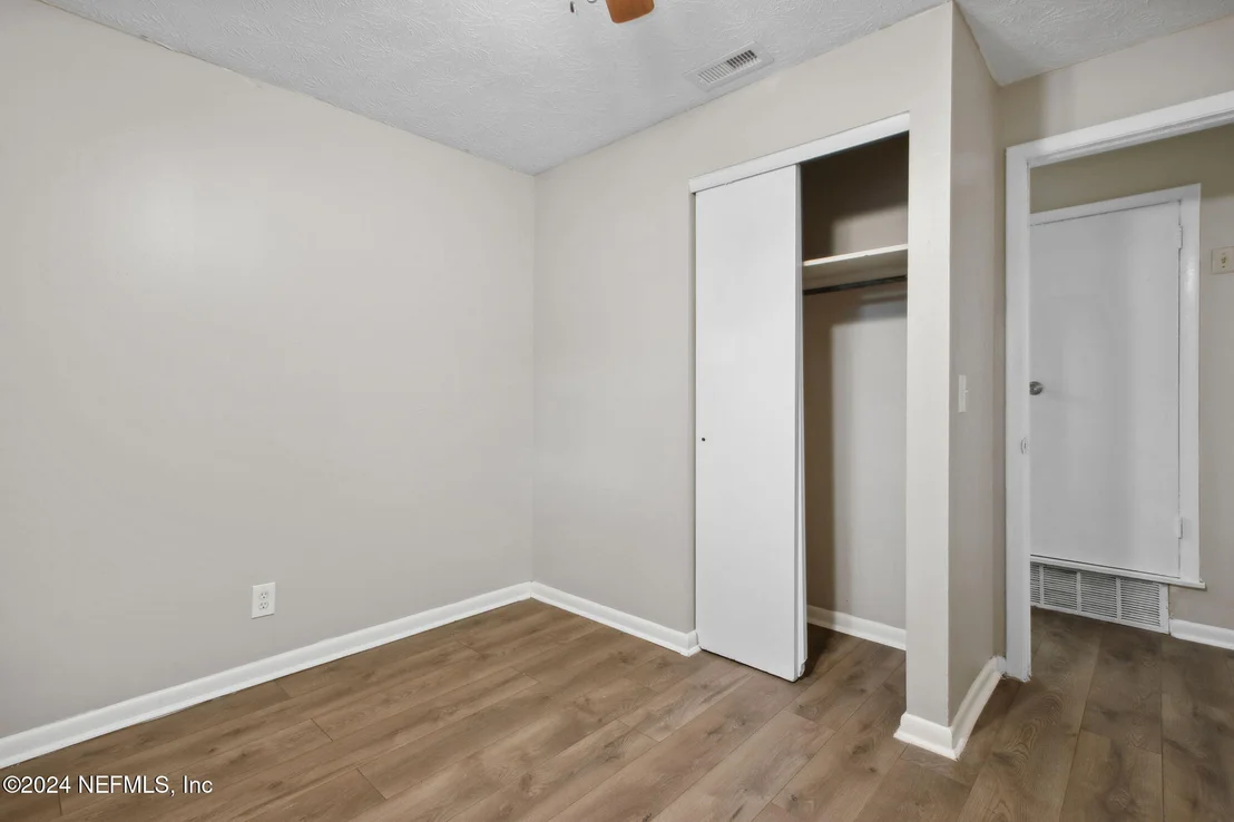 Photo of 11164 KEY HAVEN Boulevard