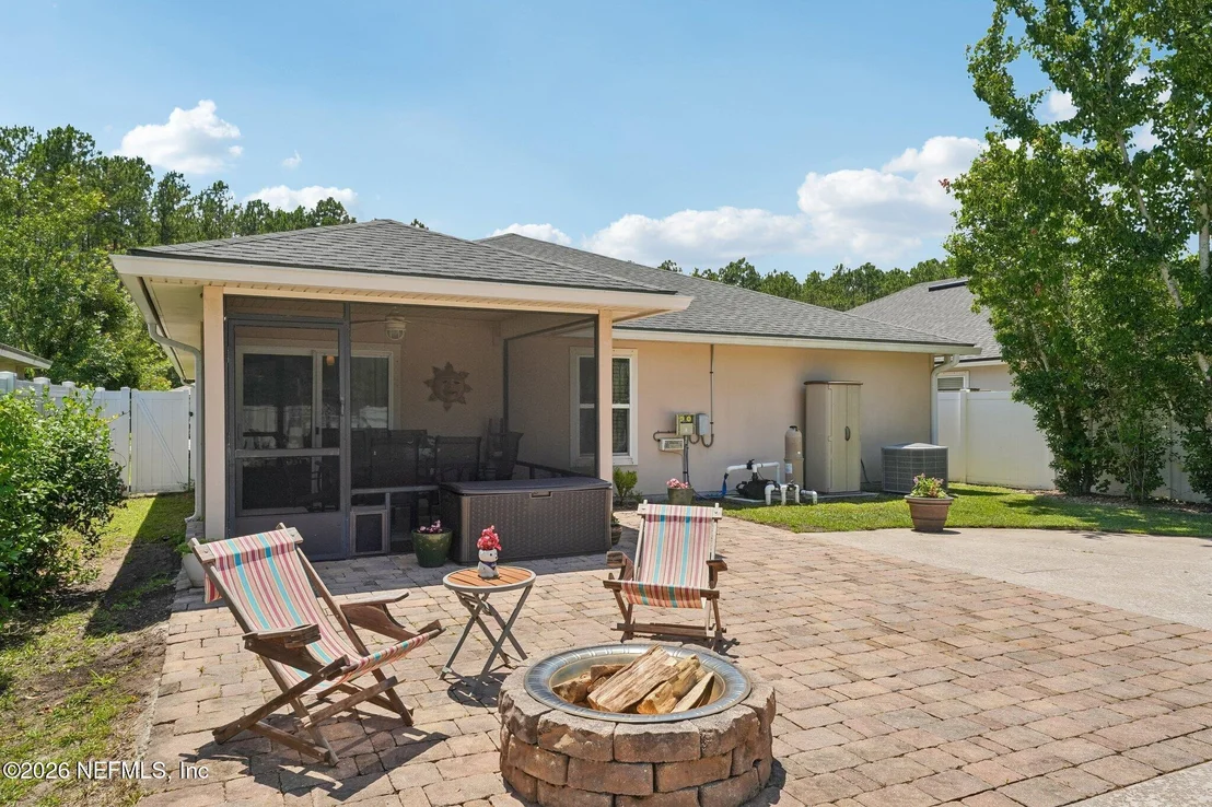 Photo of 96398 COMMODORE POINT Drive