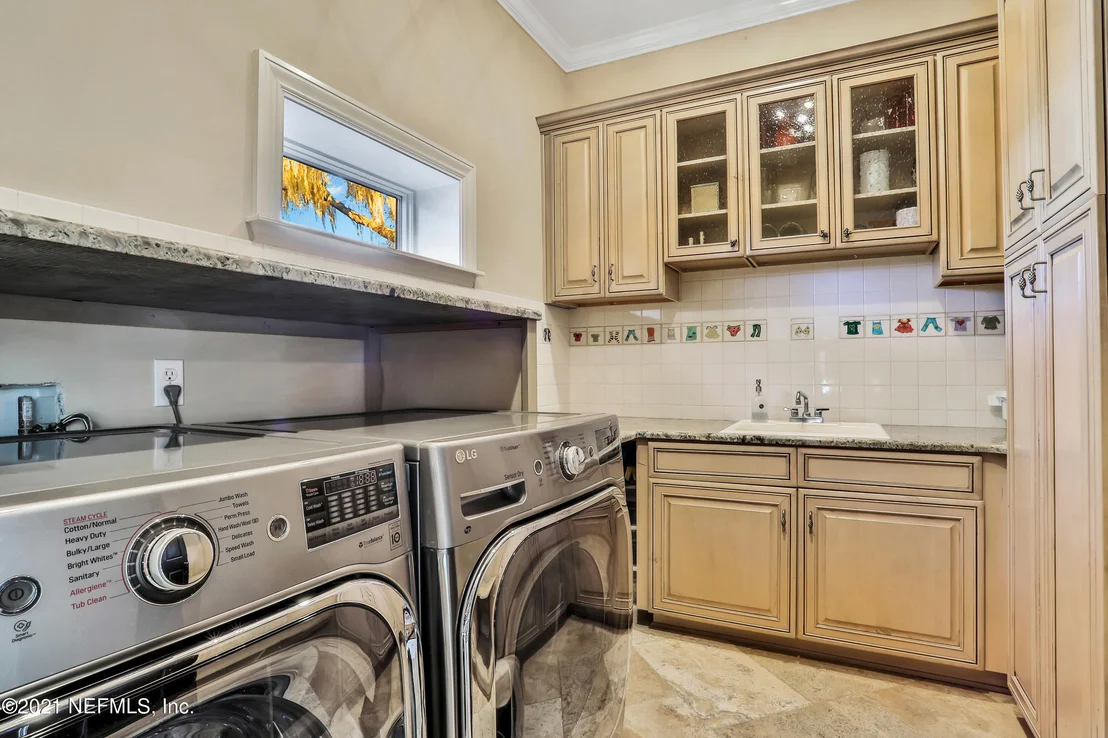 Photo of 3531 BEAUCLERC Circle N
