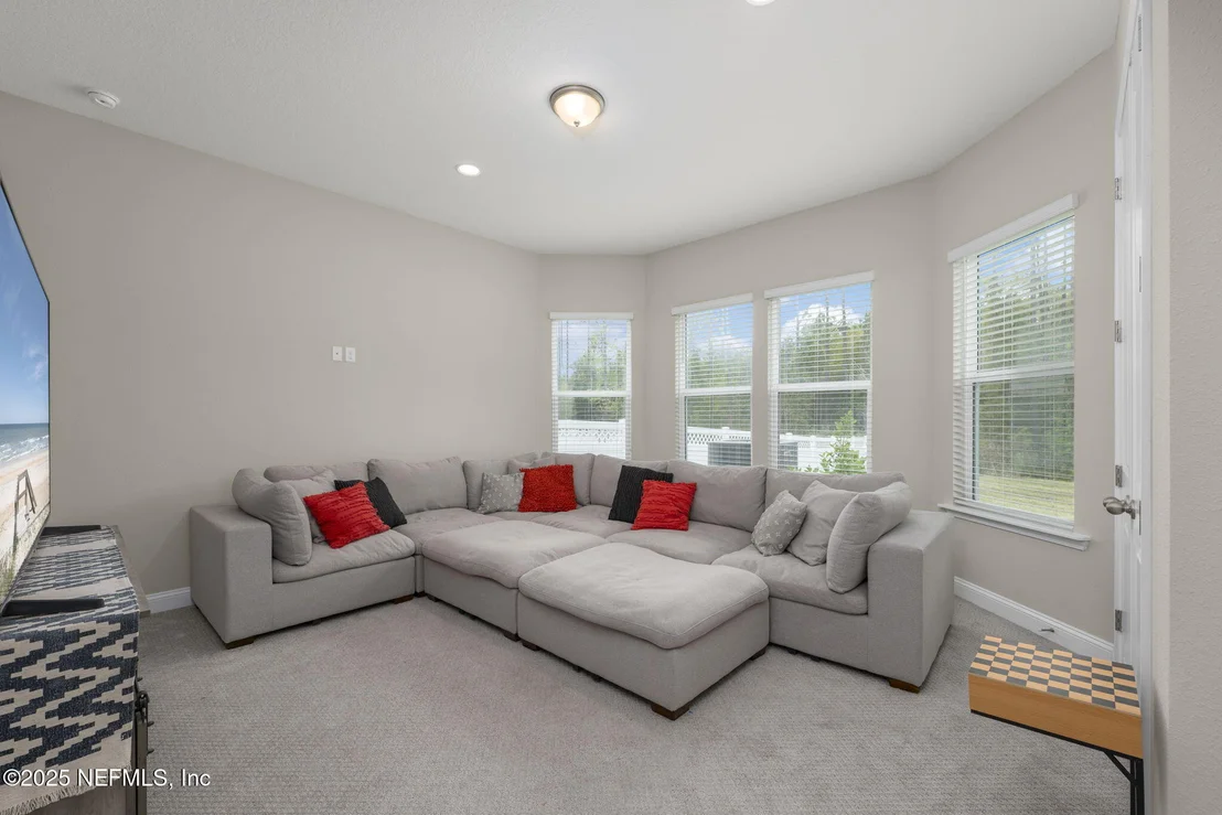 Photo of 264 HOLLY LANDING Way