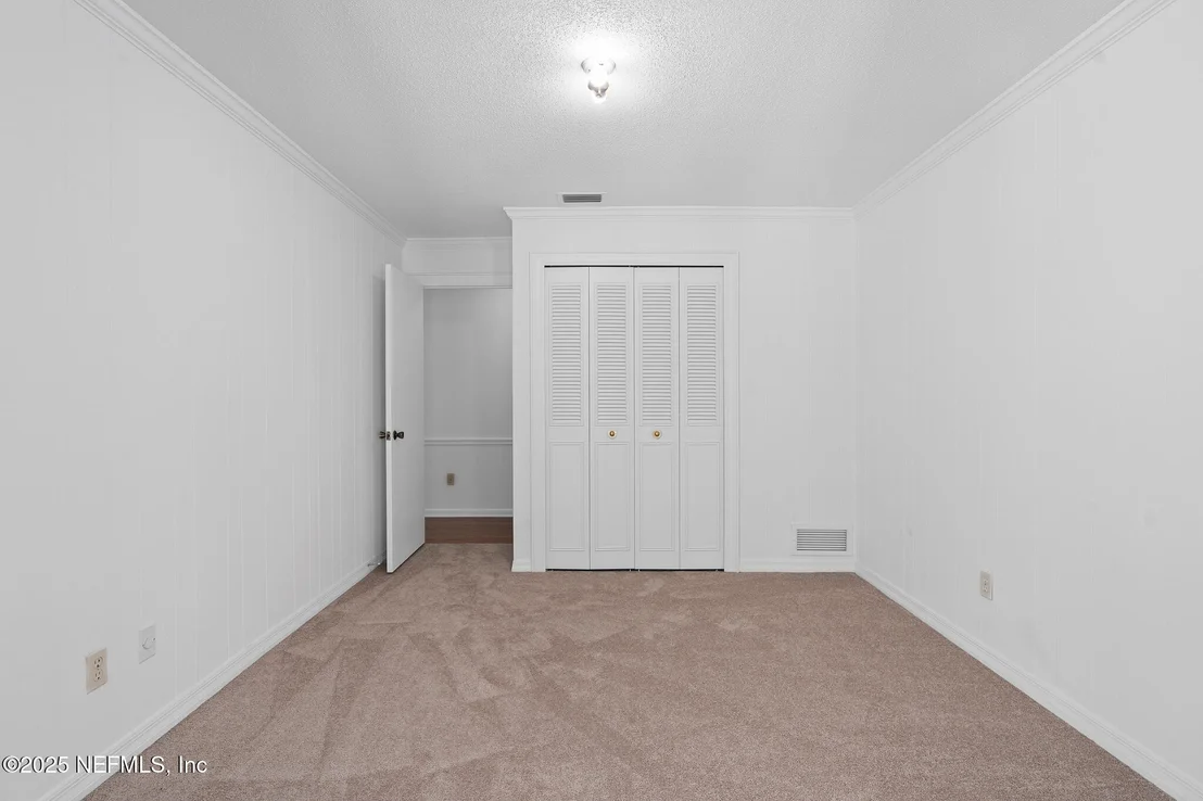 Photo of Unit 0 at 1228 OLD MILL Road