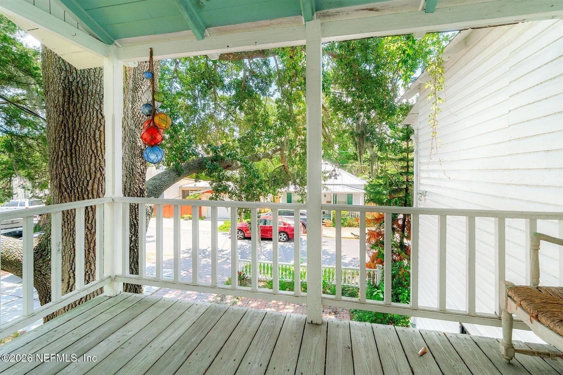 Photo of 18 LOCUST Street