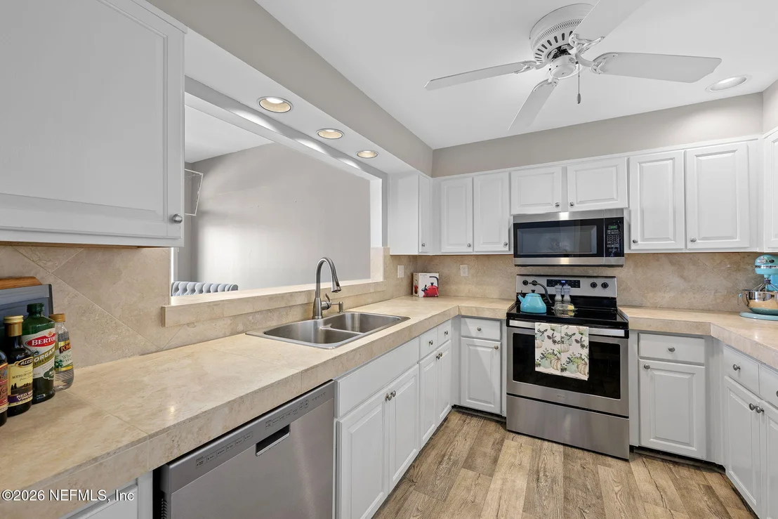 Photo of 3219 HARBOR Drive