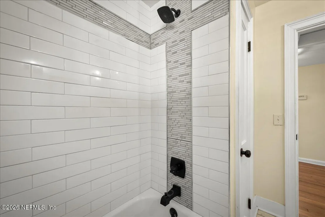 Photo of 1639 PARRISH Place