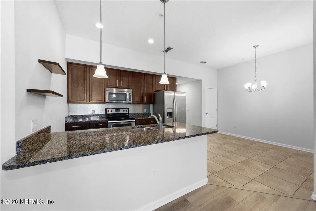 Photo of 1112 GOLDEN LAKE Loop