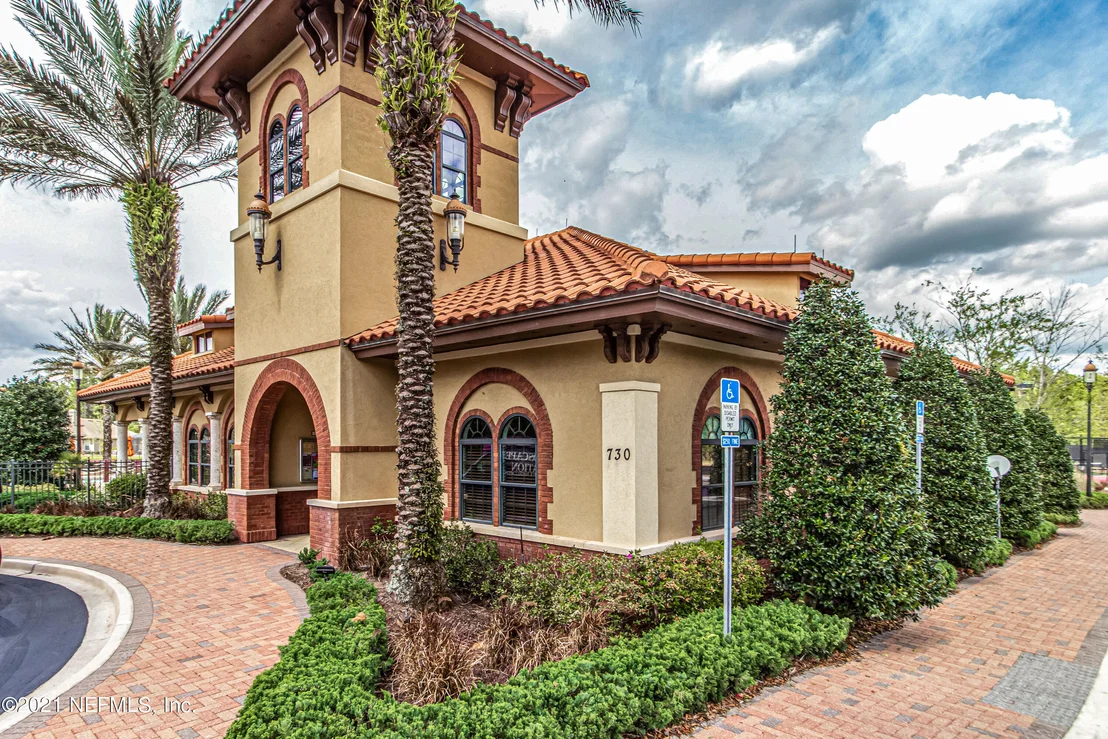 Photo of 363 WILLOW WINDS Parkway