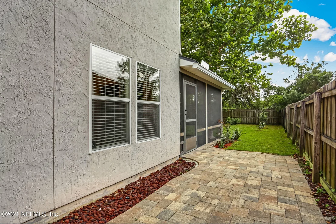 Photo of 1016 DUNSTABLE Lane