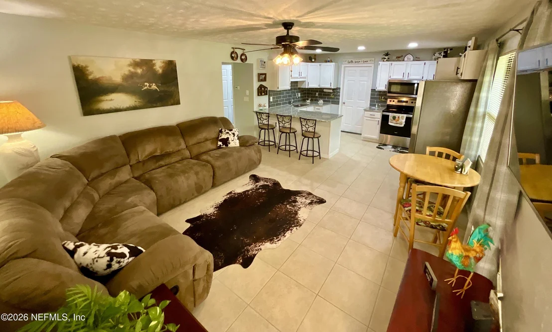 Photo of 468 SE 28TH Way