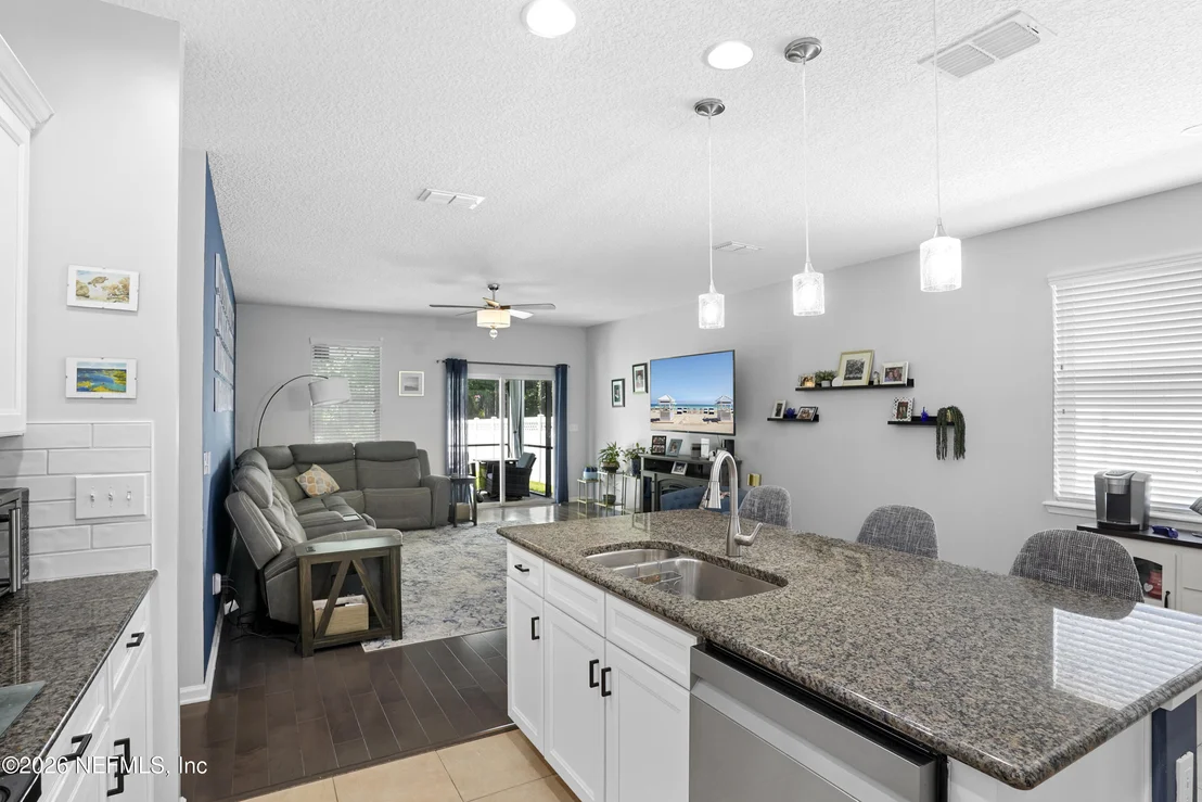 Photo of 27 WILLOW WINDS Parkway