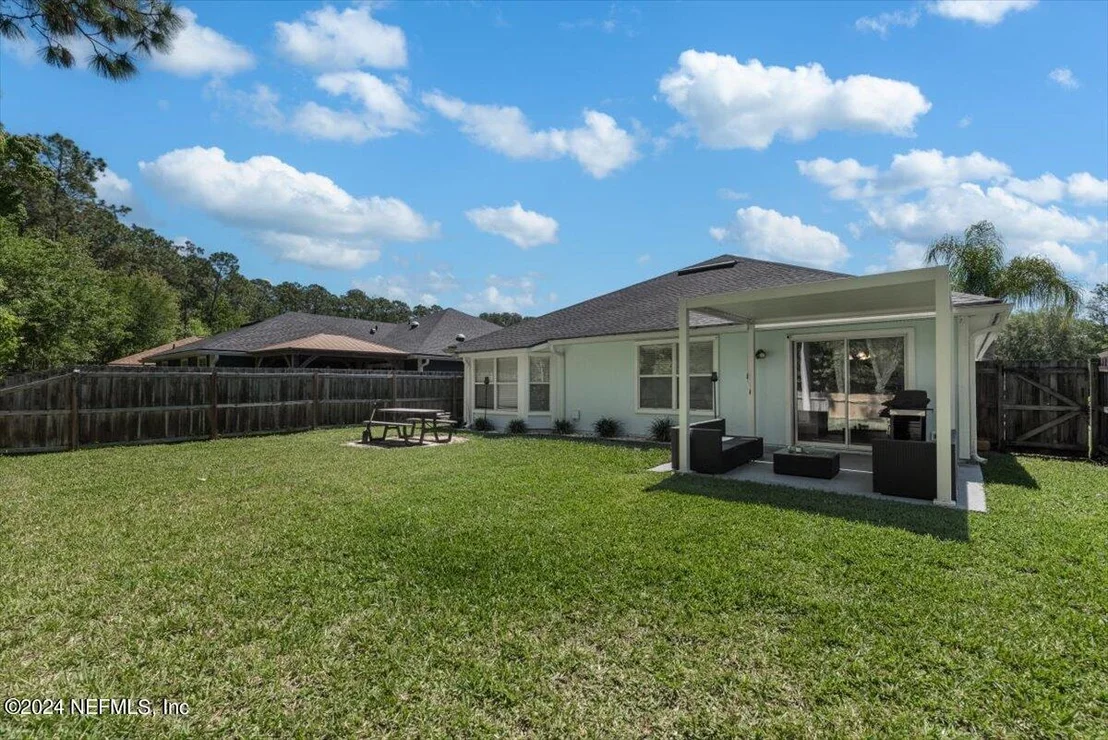 Photo of 952 BECKINGHAM Drive