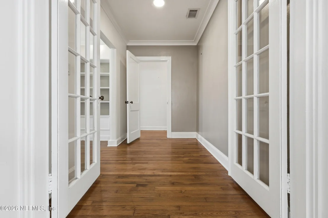 Photo of 1622 AVOCA Place