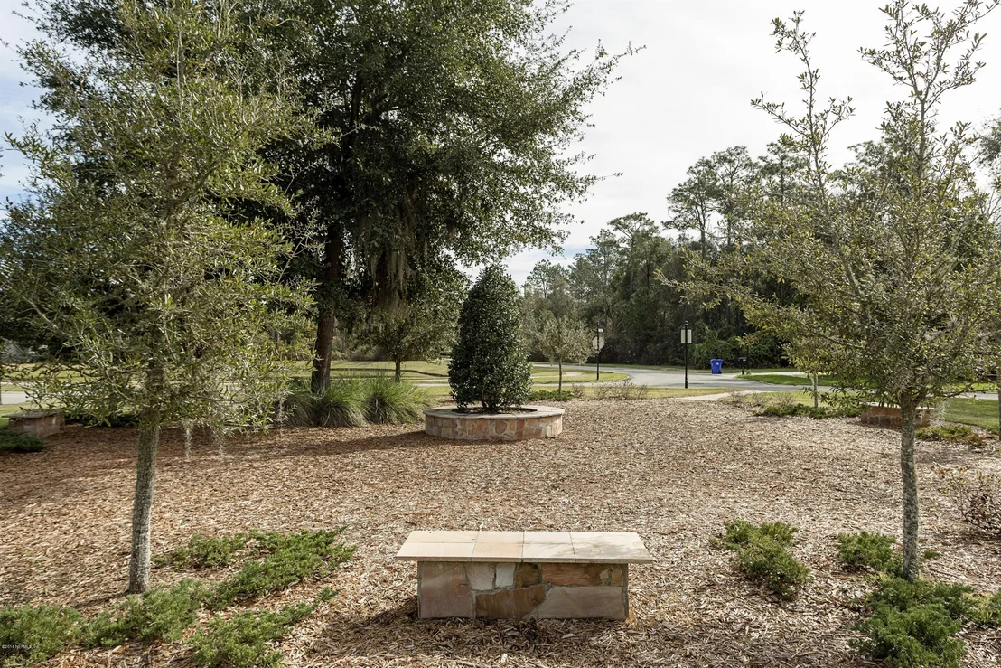 Photo of 465 SUMMERSET Drive