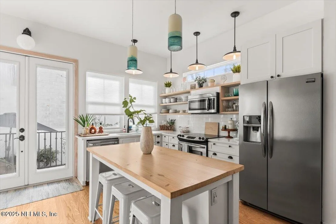 Photo of 91 ONEIDA Street