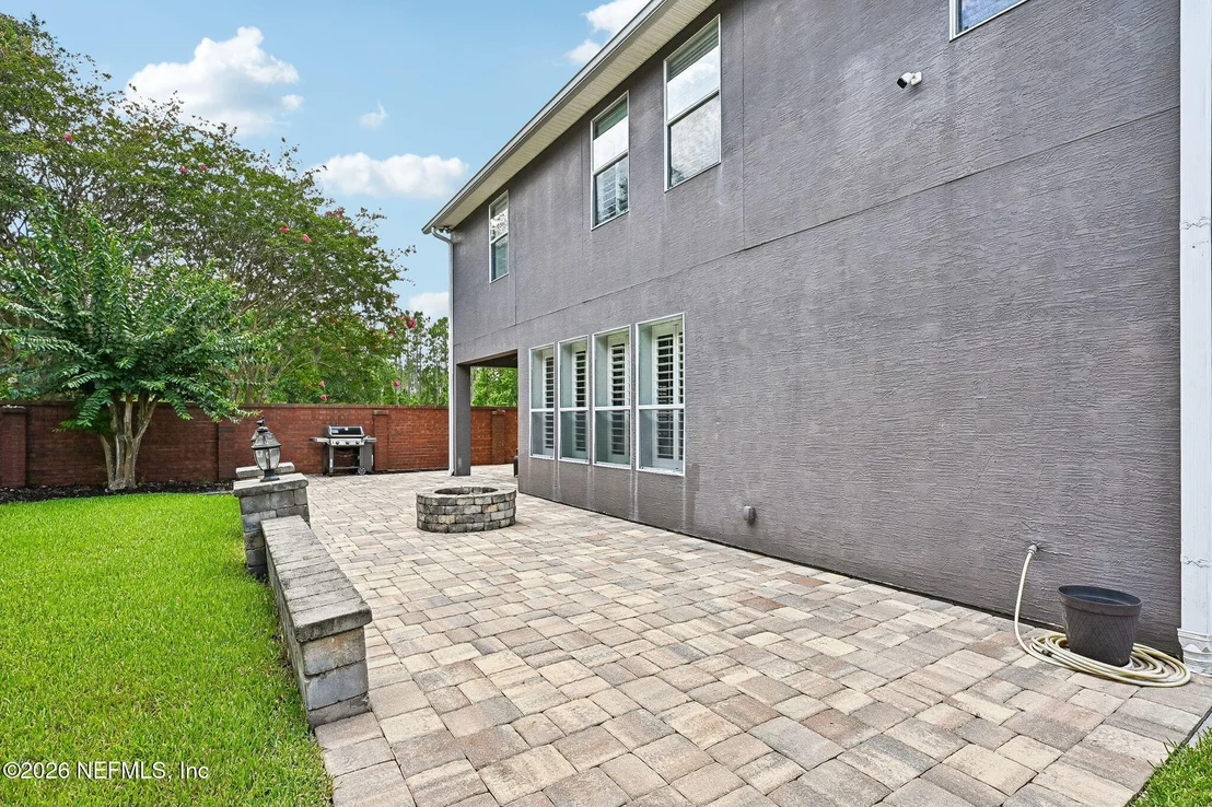 Photo of 200 HUNTSTON Way