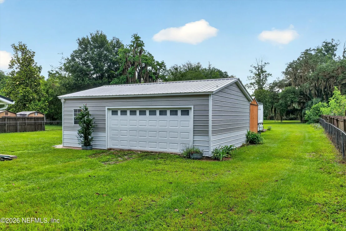 Photo of 1619 HAMMOND Boulevard