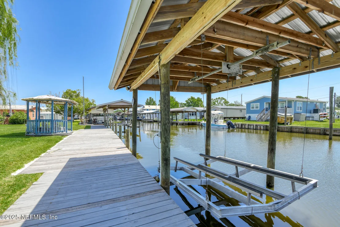 Photo of 156 MOONLITE Drive