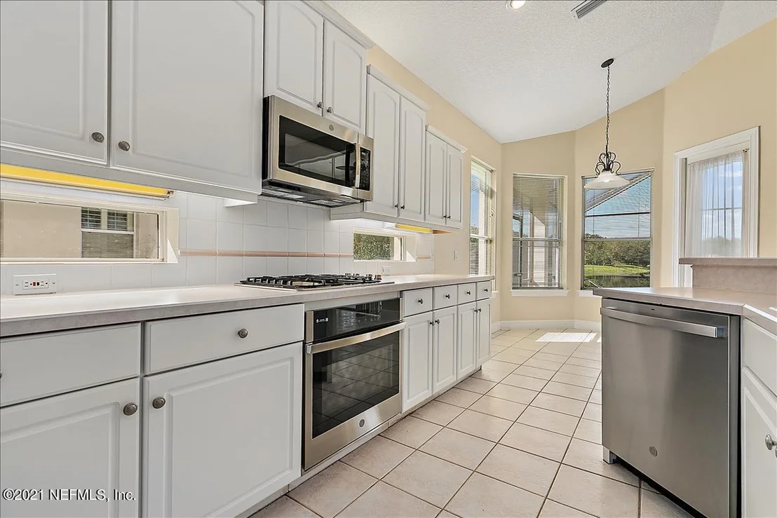 Photo of 292 Island Green Drive