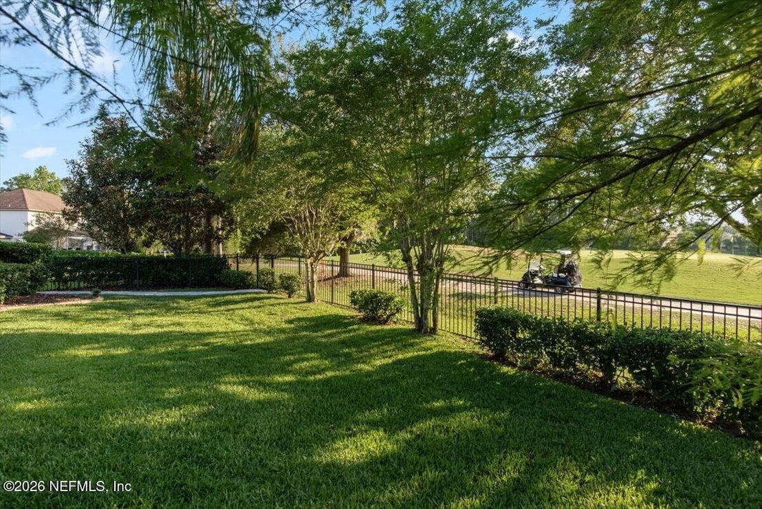 Photo of 421 ST JOHNS GOLF Drive