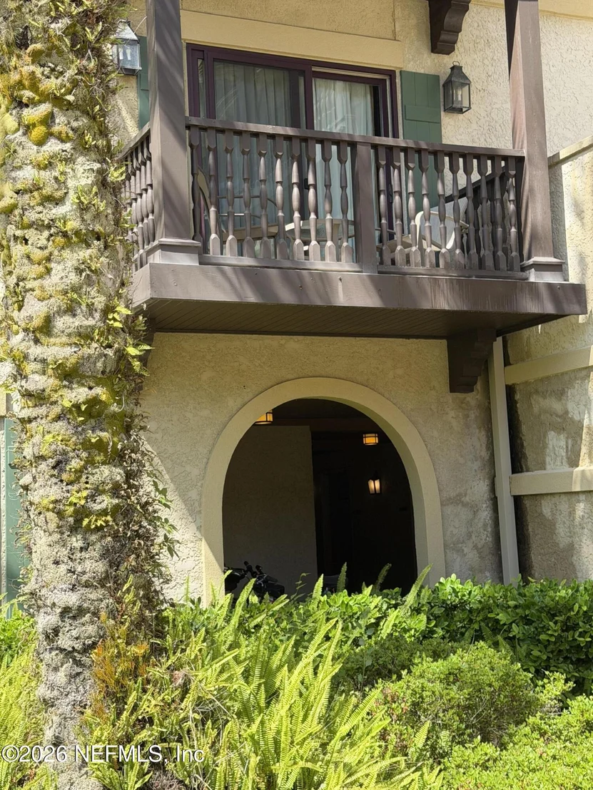 Photo of Unit 220 at 955 REGISTRY Boulevard
