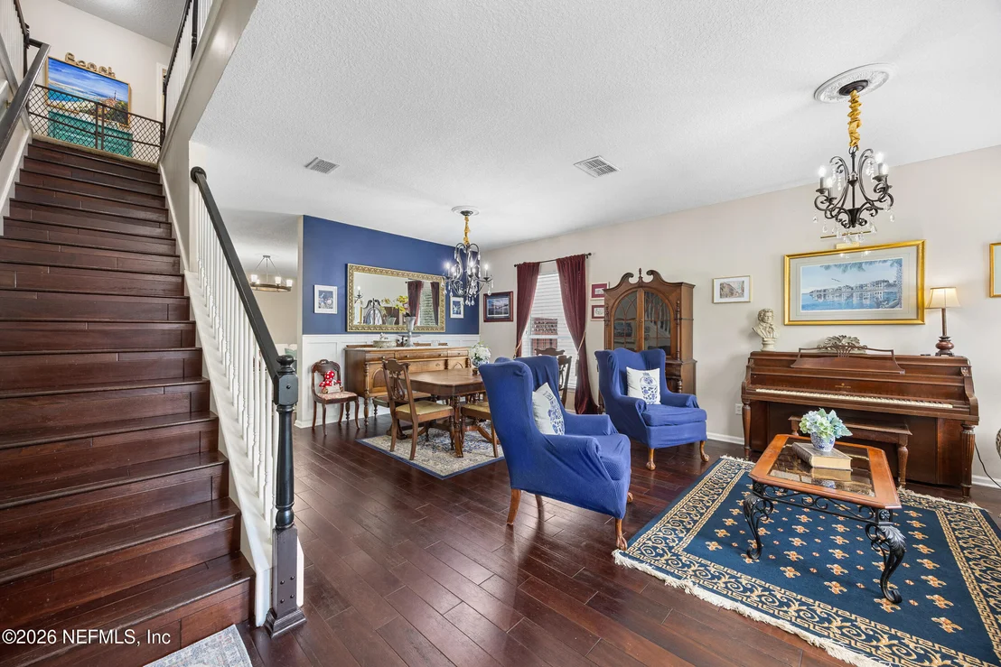 Photo of 438 FORT DRUM Court