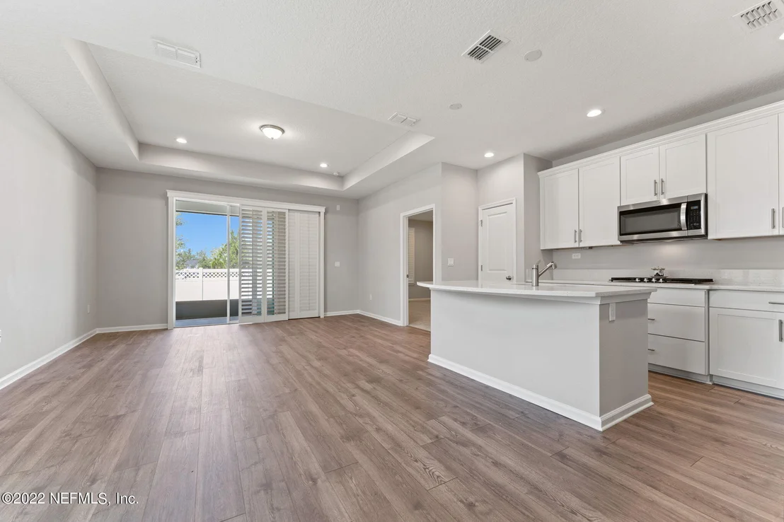 Photo of 564 PINE BLUFF Drive