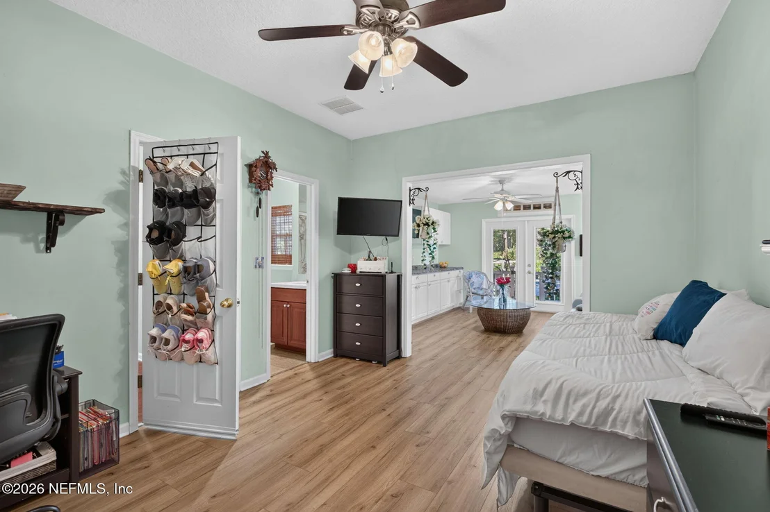 Photo of 9648 BEMBRIDGE MILL Drive