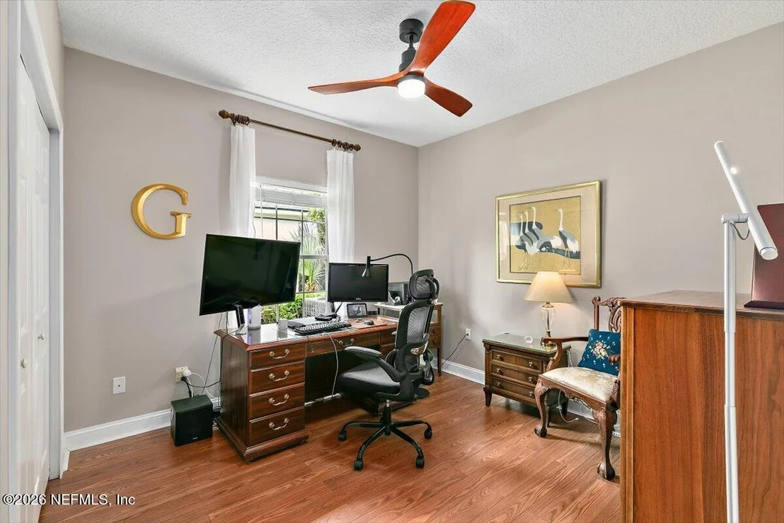 Photo of 113 OAK VIEW Circle