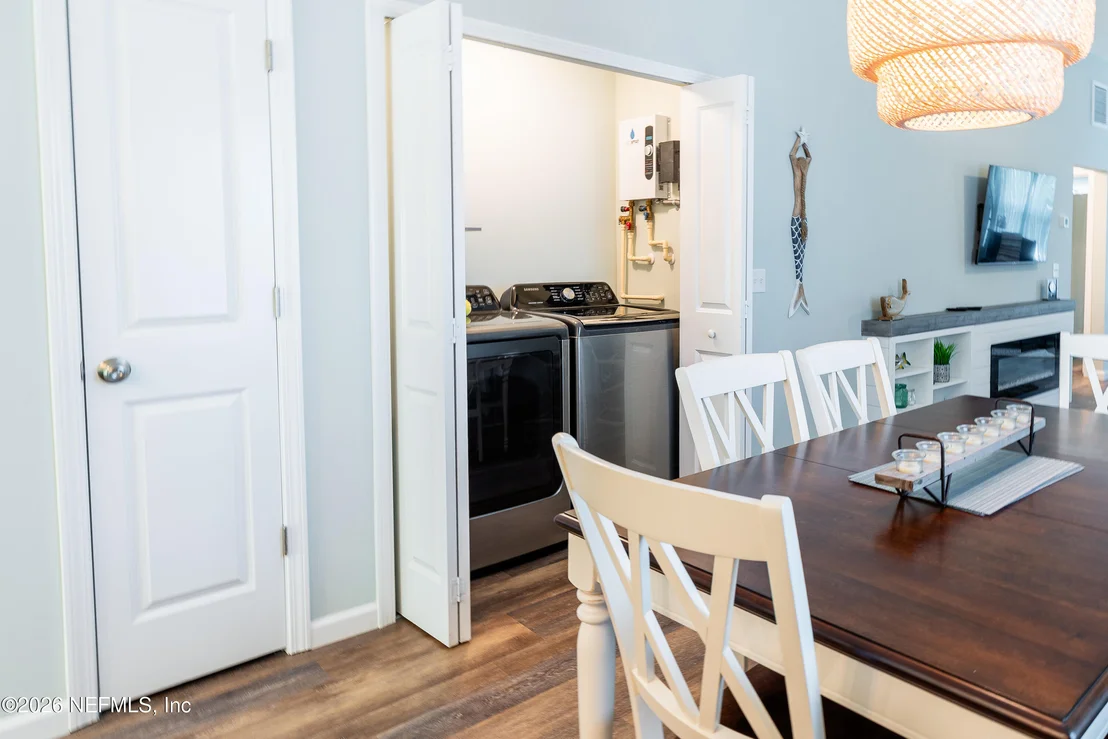 Photo of 10 BEACON Street