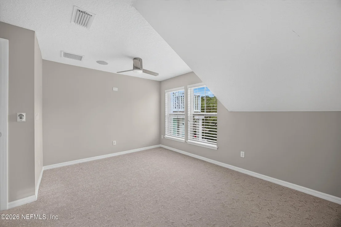 Photo of 117 ISLAND COTTAGE Way