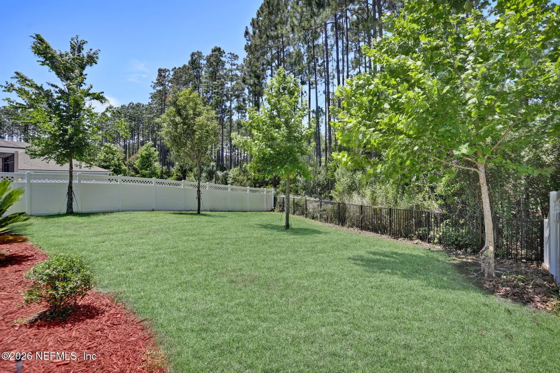 Photo of 388 GLASGOW Drive