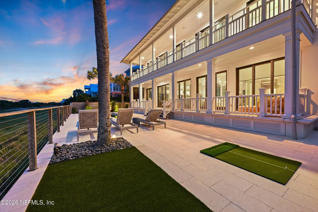 Photo of 688 OCEAN PALM Way