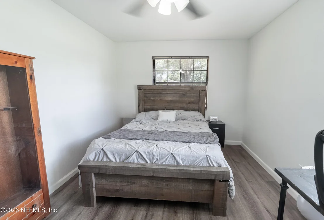 Photo of 1701 JONES Road