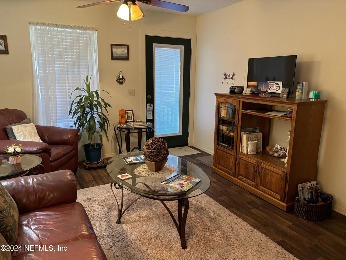 Photo of 86 CHAPIN Street