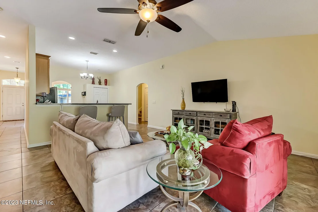 Photo of 9584 BEMBRIDGE MILL Drive