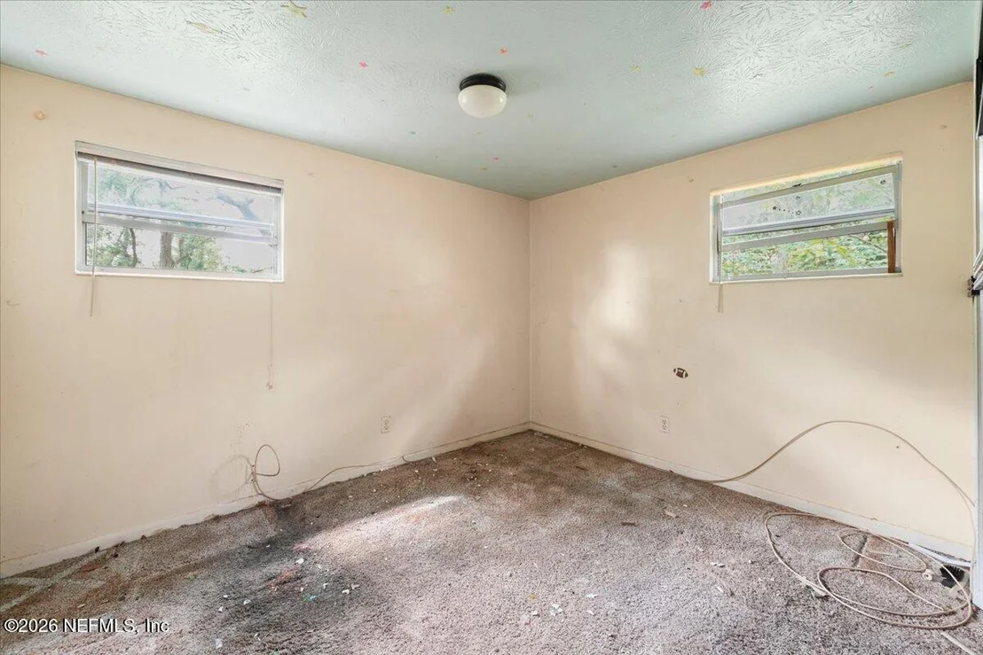 Photo of 201 CANIS Drive W