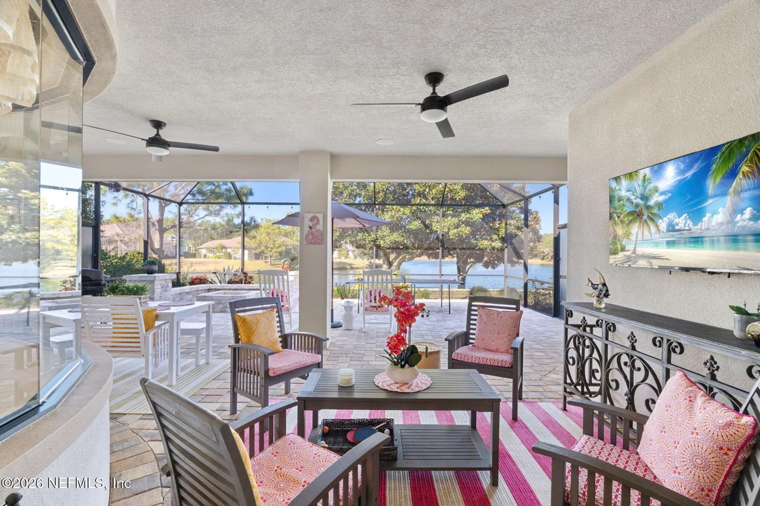 Photo of 213 CONSERVATORY Drive