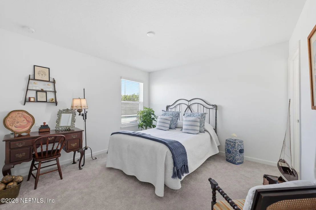 Photo of 131 BEAUCLAIR Boulevard