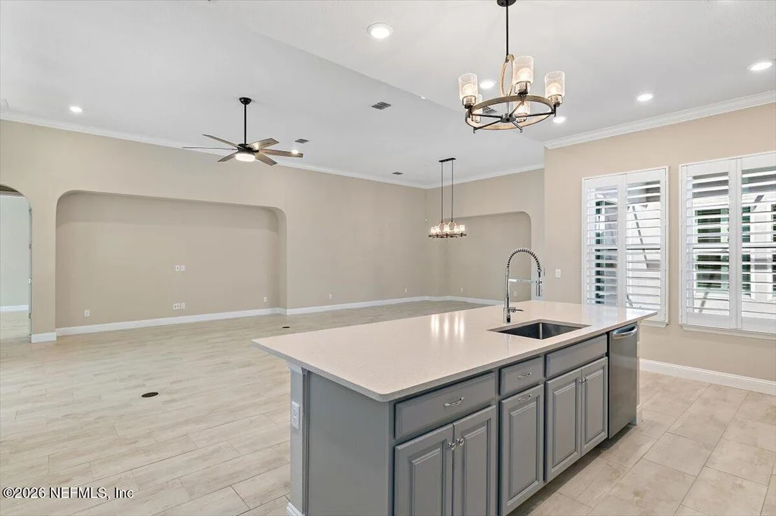 Photo of 262 HATTER Drive
