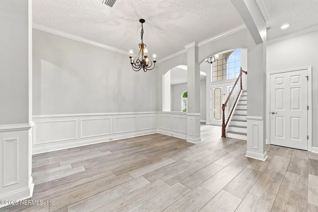 Photo of 10125 DELPOINT Lane