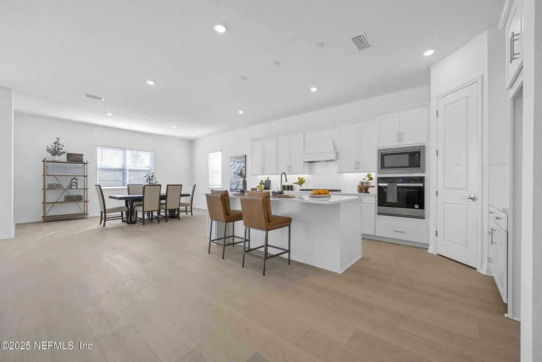 Photo of 11246 TOWN VIEW Drive