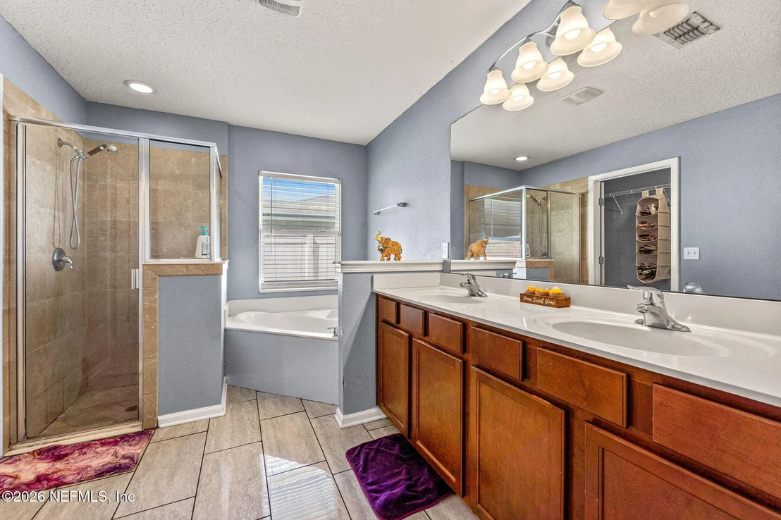 Photo of 5754 ROYALTY Road