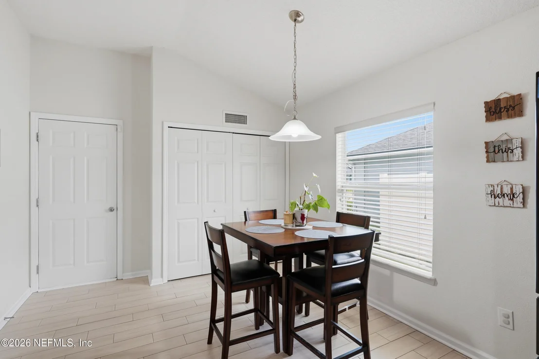 Photo of 9526 BEMBRIDGE MILL Drive