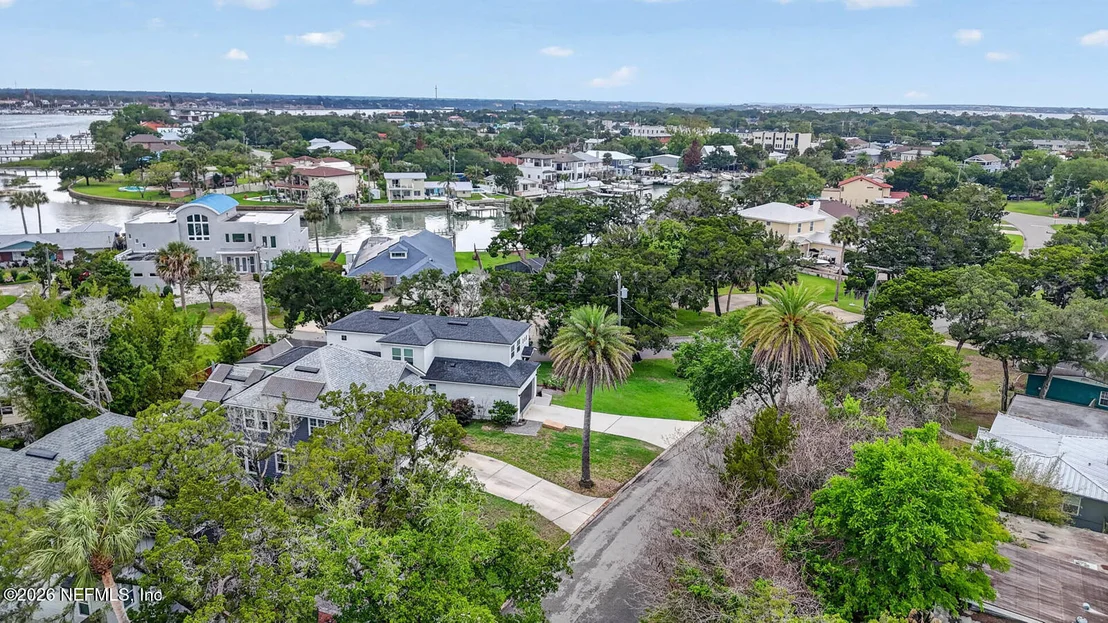 Photo of 3 SOLANO Avenue