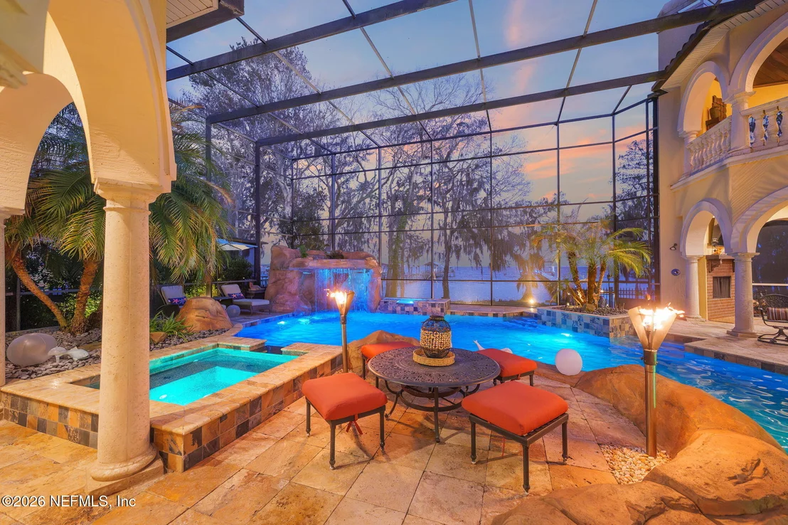 Photo of 1615 SILVER LEAF Way