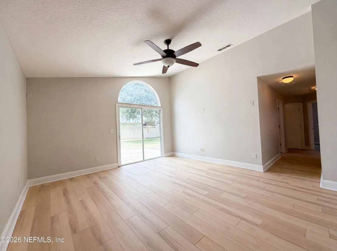 Photo of 617 BIRCHBARK Trail